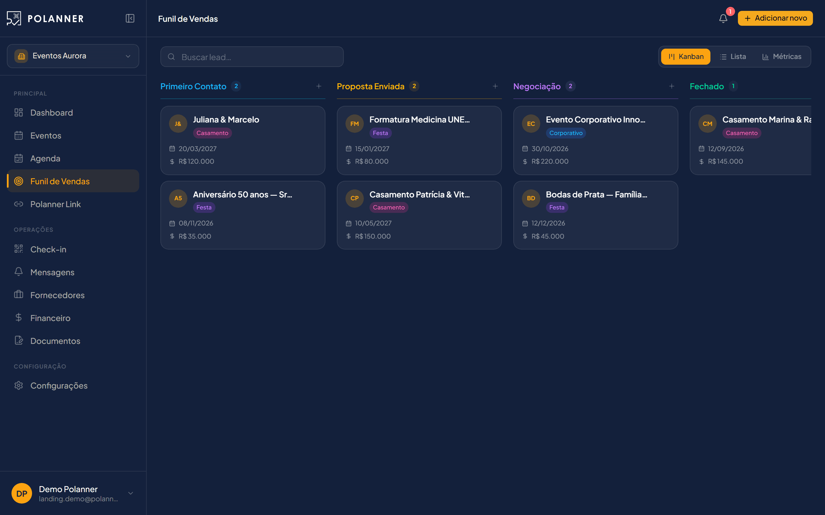 Kanban CRM com cards de leads